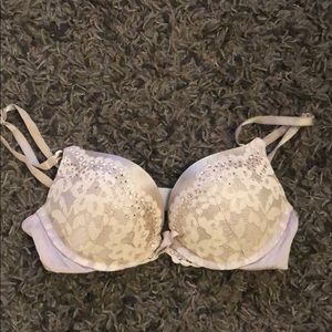 Victoria’s Secret bra
